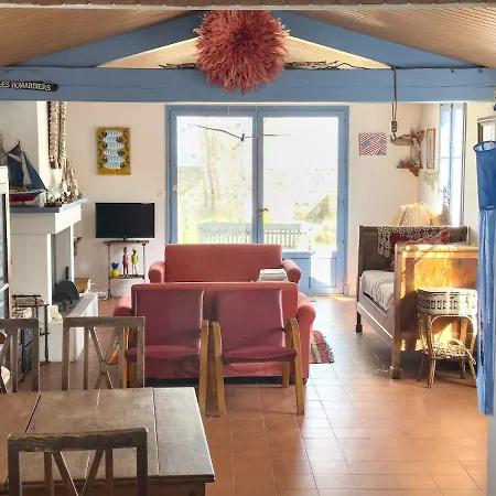 Charmante Maison Front De Avec Jardin Vakantiehuis *