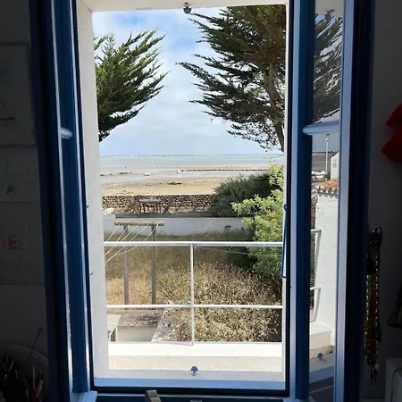 Charmante Maison Front De Avec Jardin